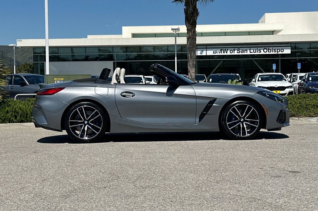New 2026 BMW Z4 sDrive30i w/ Premium Package RWD image 2