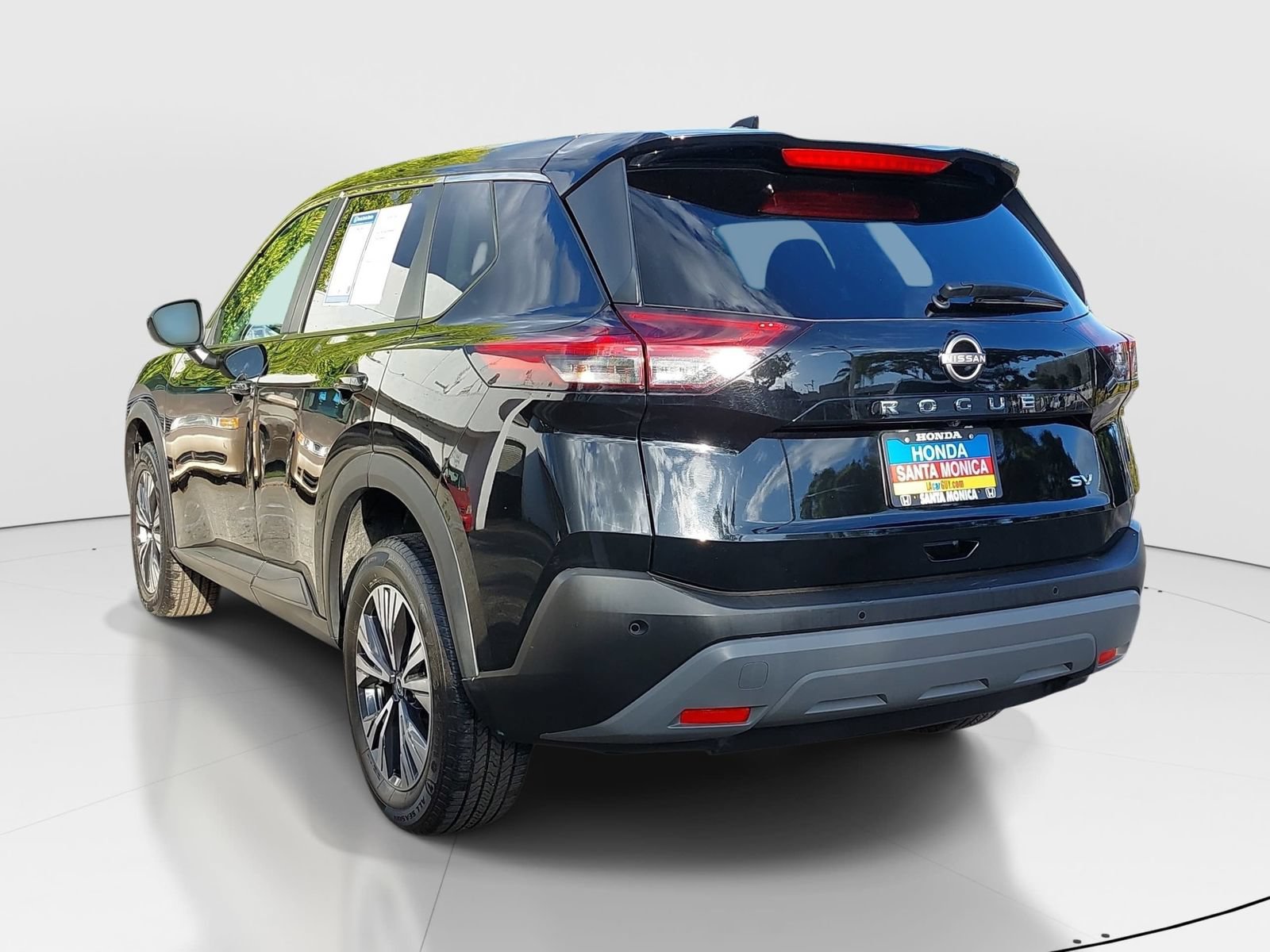 Used 2023 Nissan Rogue SV FWD image 5
