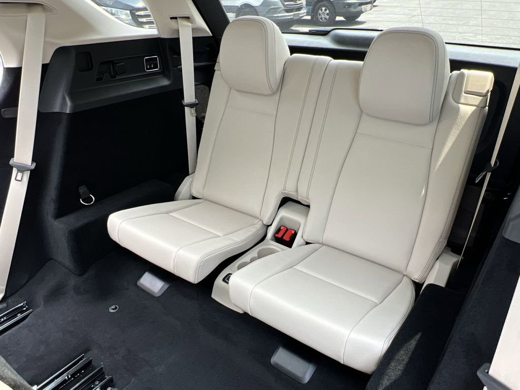 Used 2025 Mercedes-Benz GLE 350 4MATIC image 24