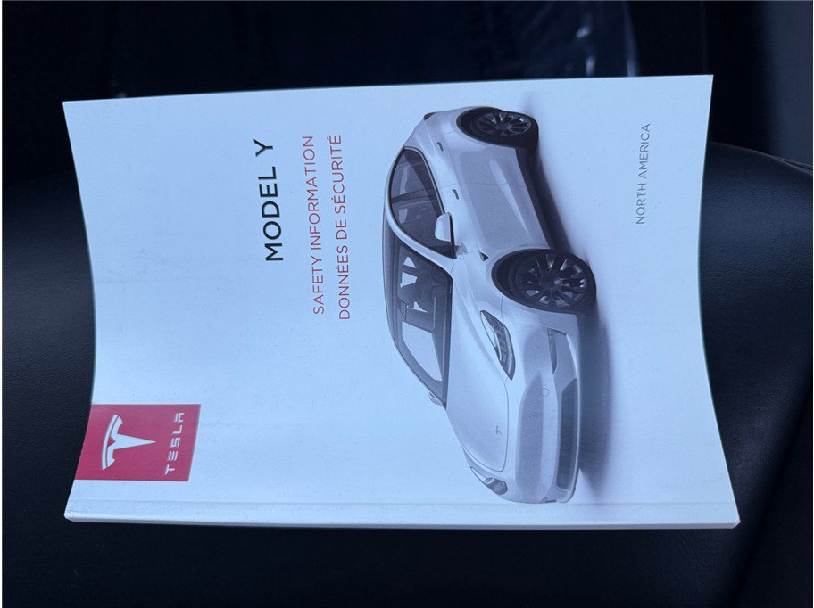 Used 2020 Tesla Model Y Long Range image 38