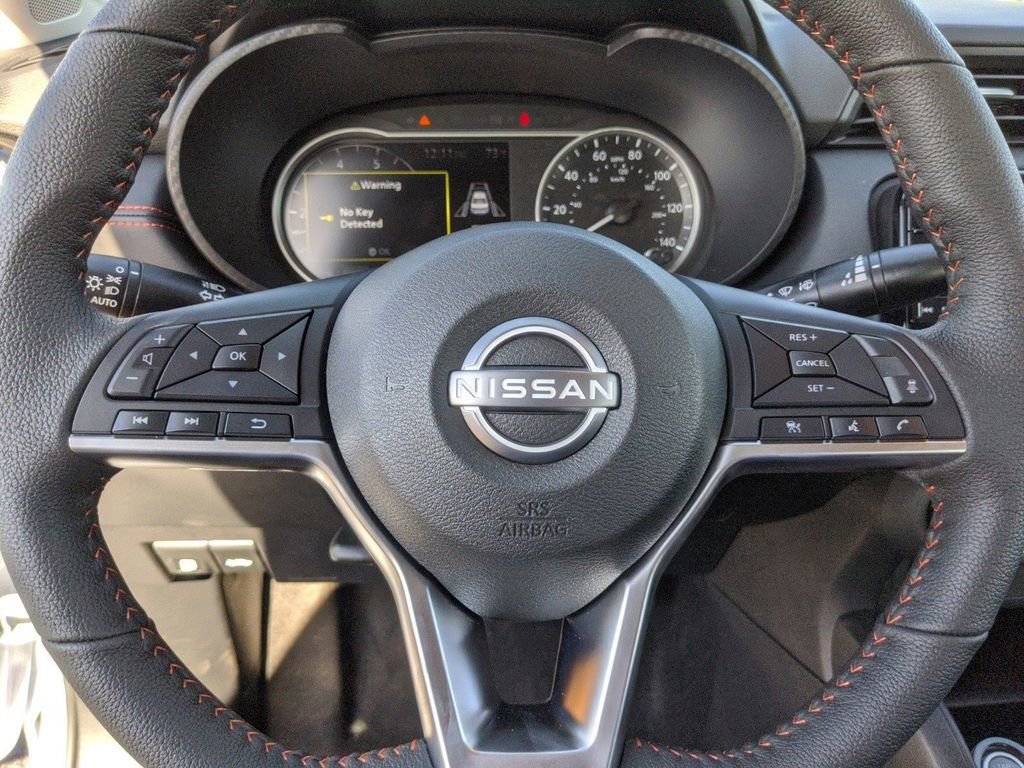 New 2025 Nissan Versa SR w/ Trunk Package image 14