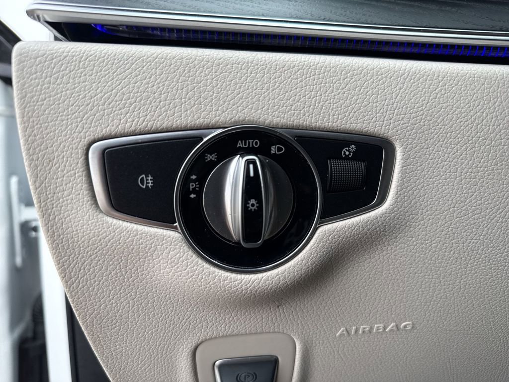 Used 2023 Mercedes-Benz E 350 4MATIC Sedan image 25