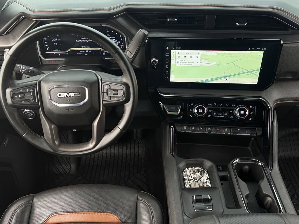 Used 2024 GMC Sierra 2500 AT4 w/ AT4 Preferred Package image 13