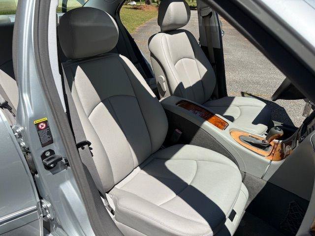 Used 2007 Mercedes-Benz E 350 Sedan image 9