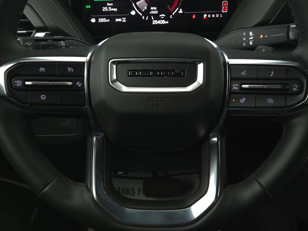 Used 2025 GMC Yukon Denali image 27