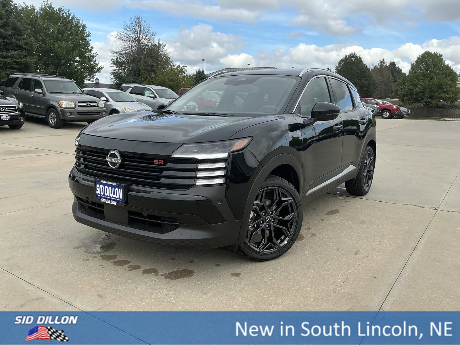 New 2025 Nissan Kicks SR w/ SR Premium Package