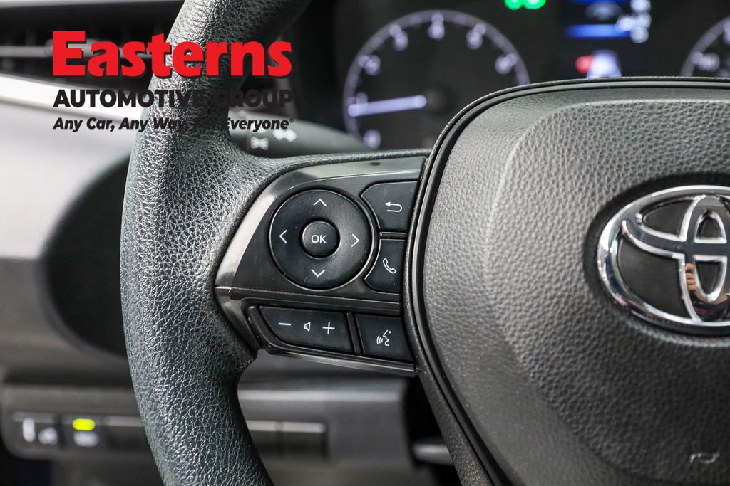 Used 2023 Toyota Corolla LE image 15