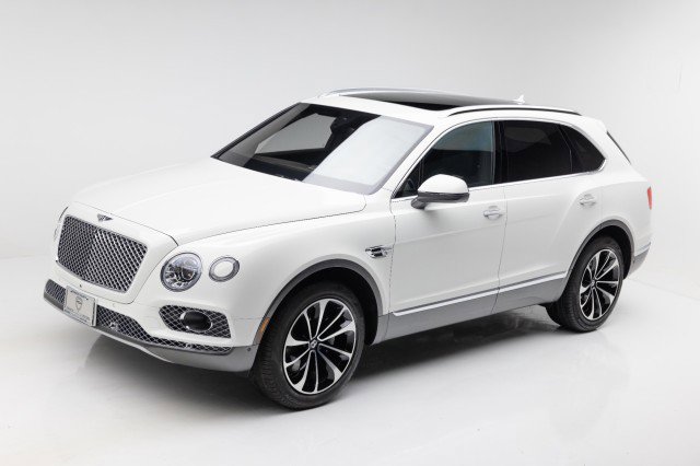Used 2017 Bentley Bentayga image 1