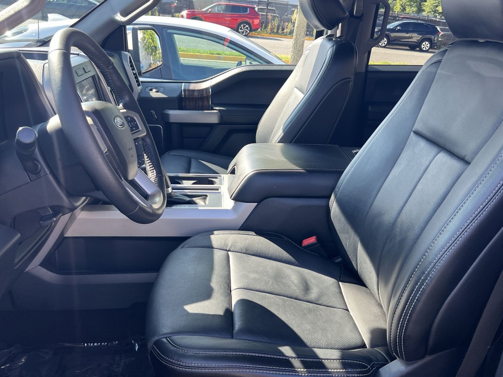 Used 2018 Ford F150 Lariat RWD image 10