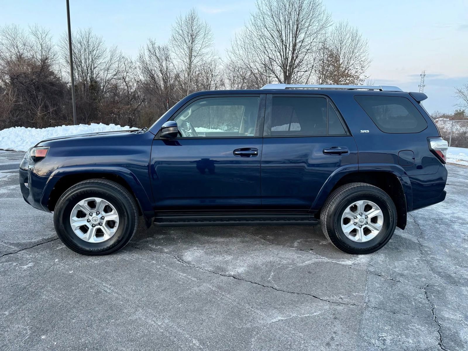 Used 2016 Toyota 4Runner SR5 image 5
