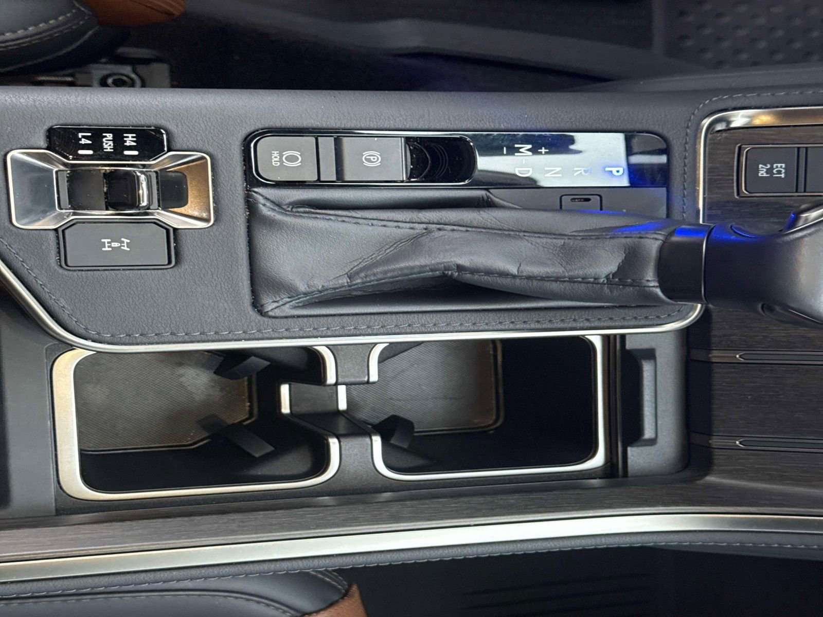 Used 2024 Lexus GX 550 image 24