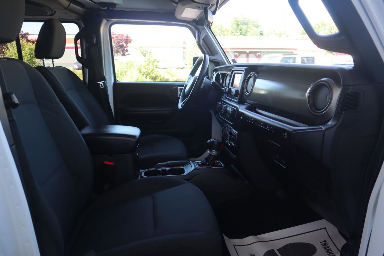 Used 2018 Jeep Wrangler Unlimited Sport S AWD/4WD image 34