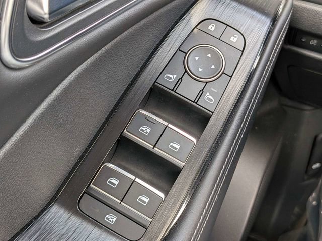 Used 2023 Nissan Rogue Platinum w/ Platinum Premium Package image 28