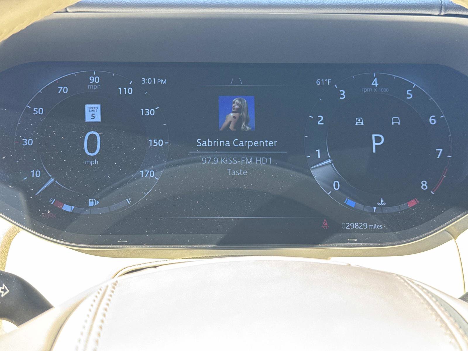 Certified 2024 Land Rover Range Rover Long Wheelbase Autobiography image 30