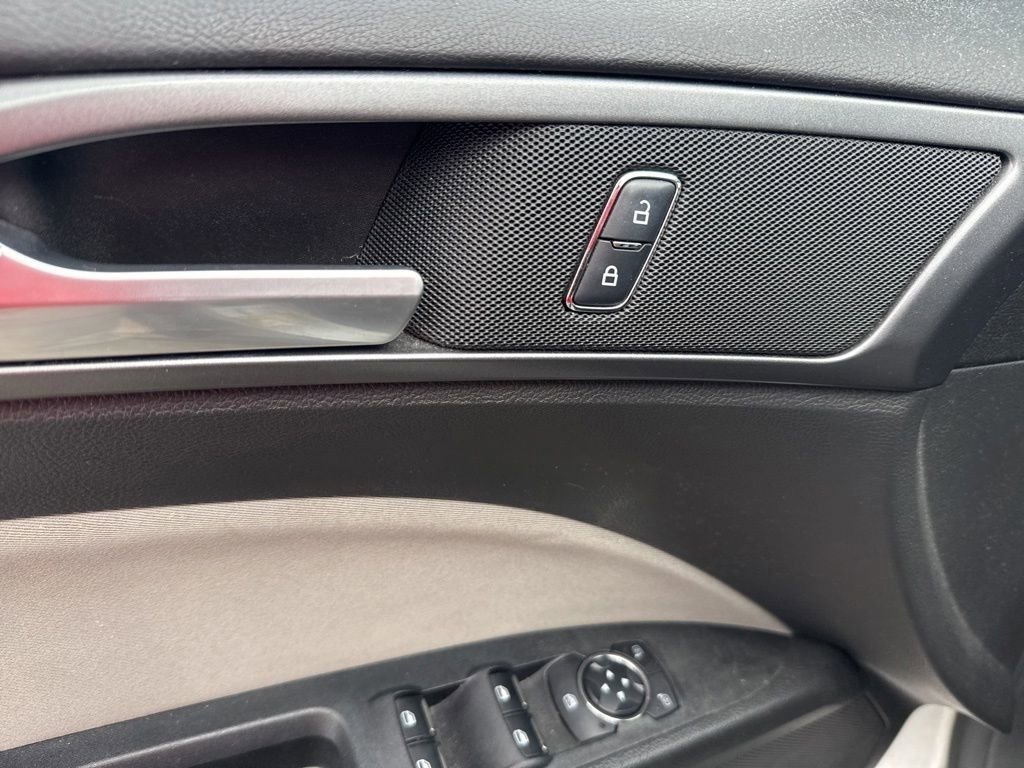 Used 2015 Ford Fusion S FWD image 19