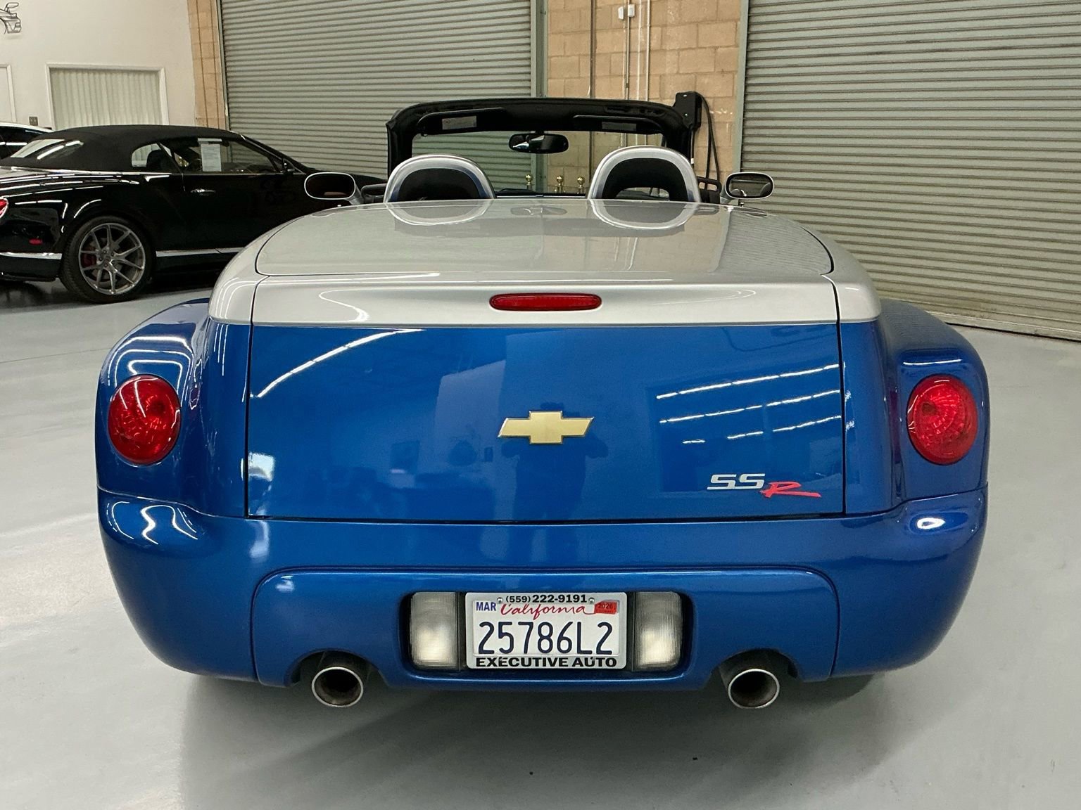 Used 2006 Chevrolet SSR w/ Preferred Equipment Group image 10