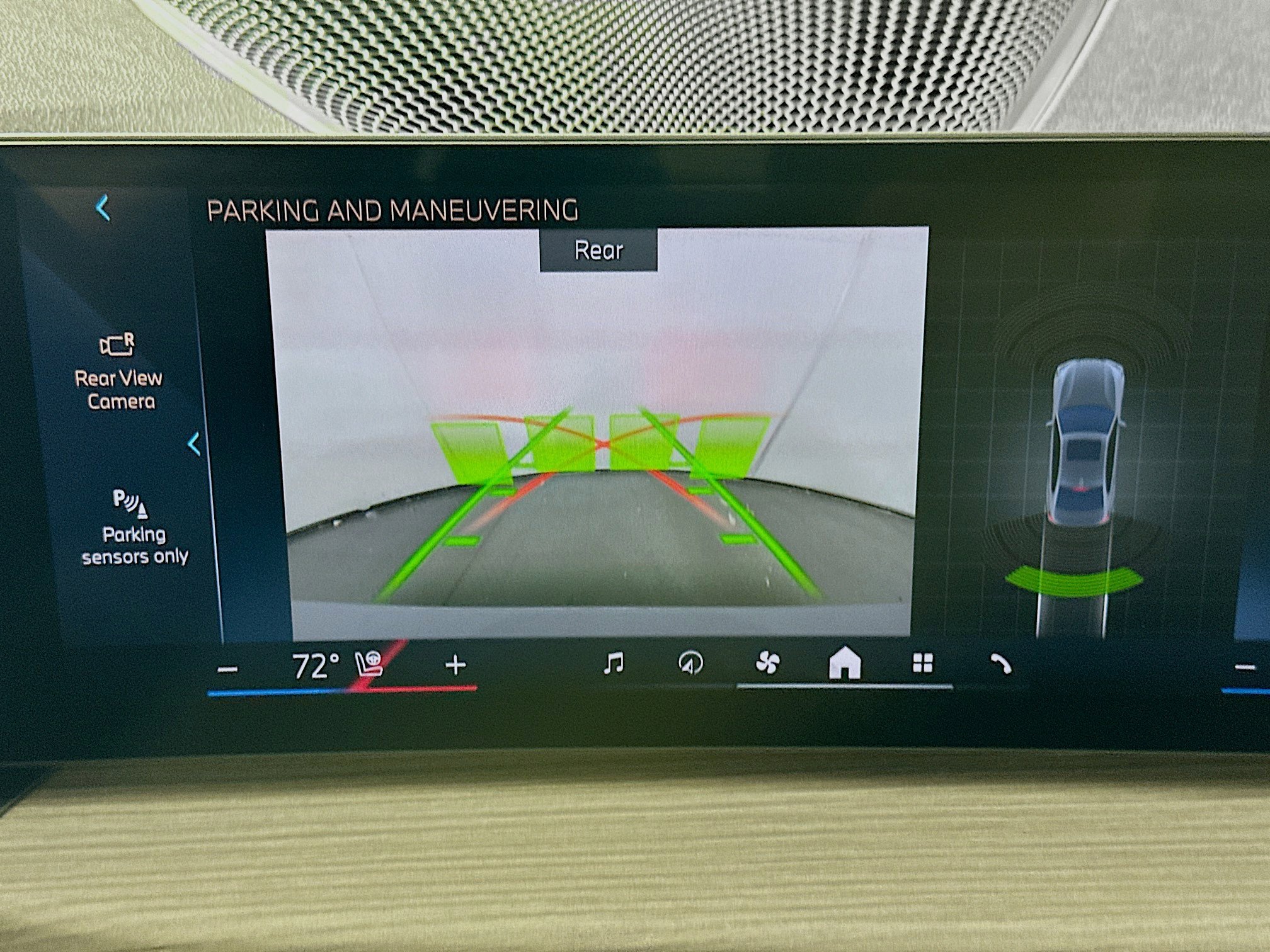 Used 2025 BMW 330i Sedan image 23