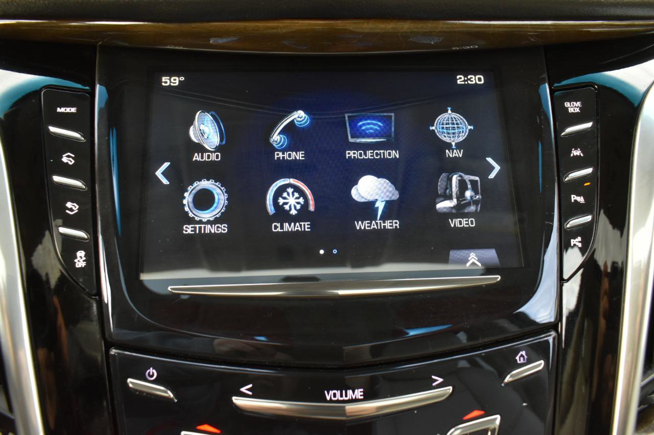 Used 2020 Cadillac Escalade ESV Premium Luxury AWD/4WD image 20