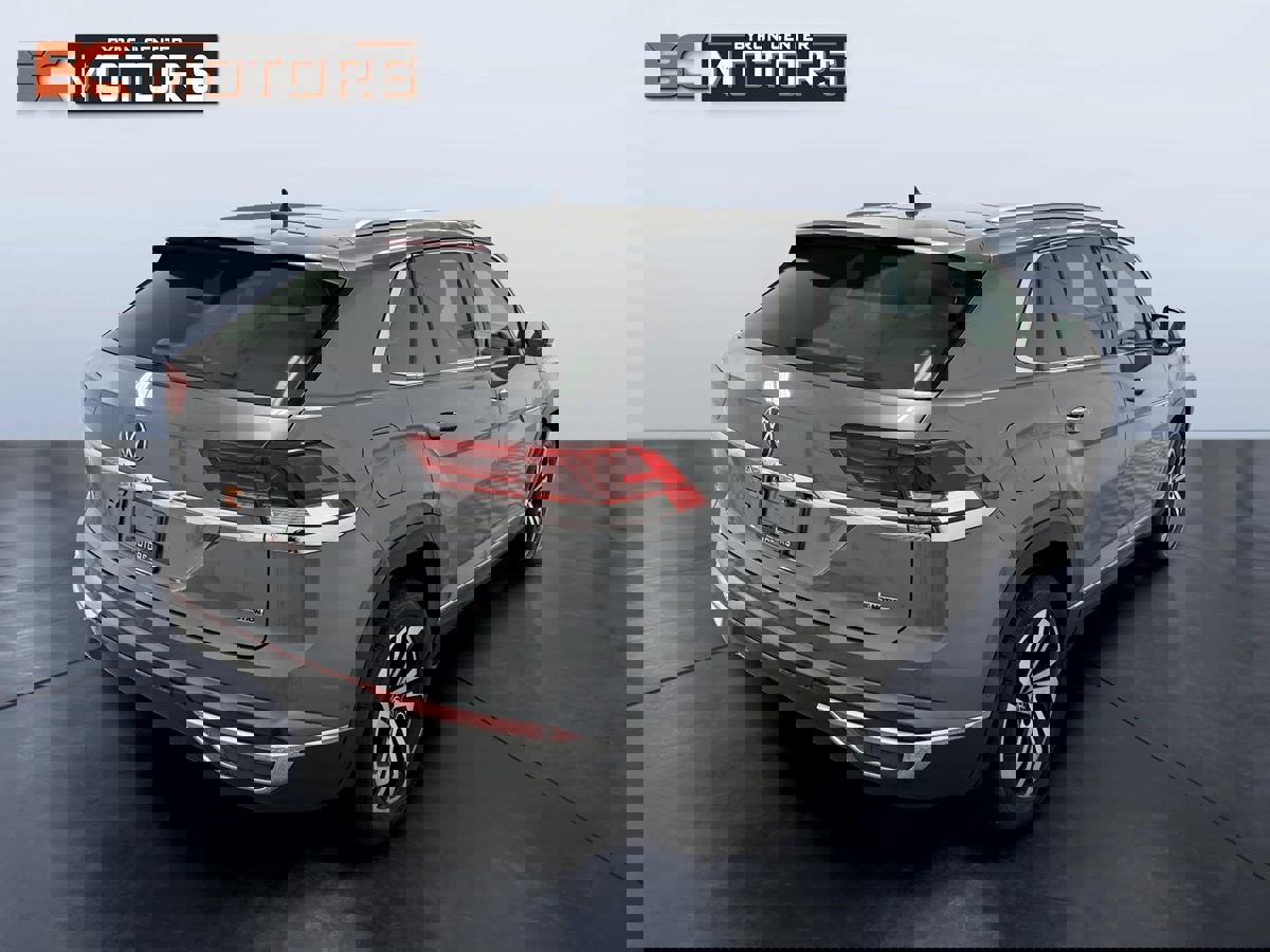 Used 2021 Volkswagen Atlas Cross Sport SEL Premium image 6