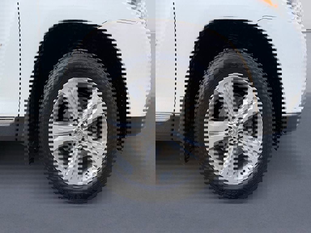 Used 2013 Toyota Highlander Limited image 9