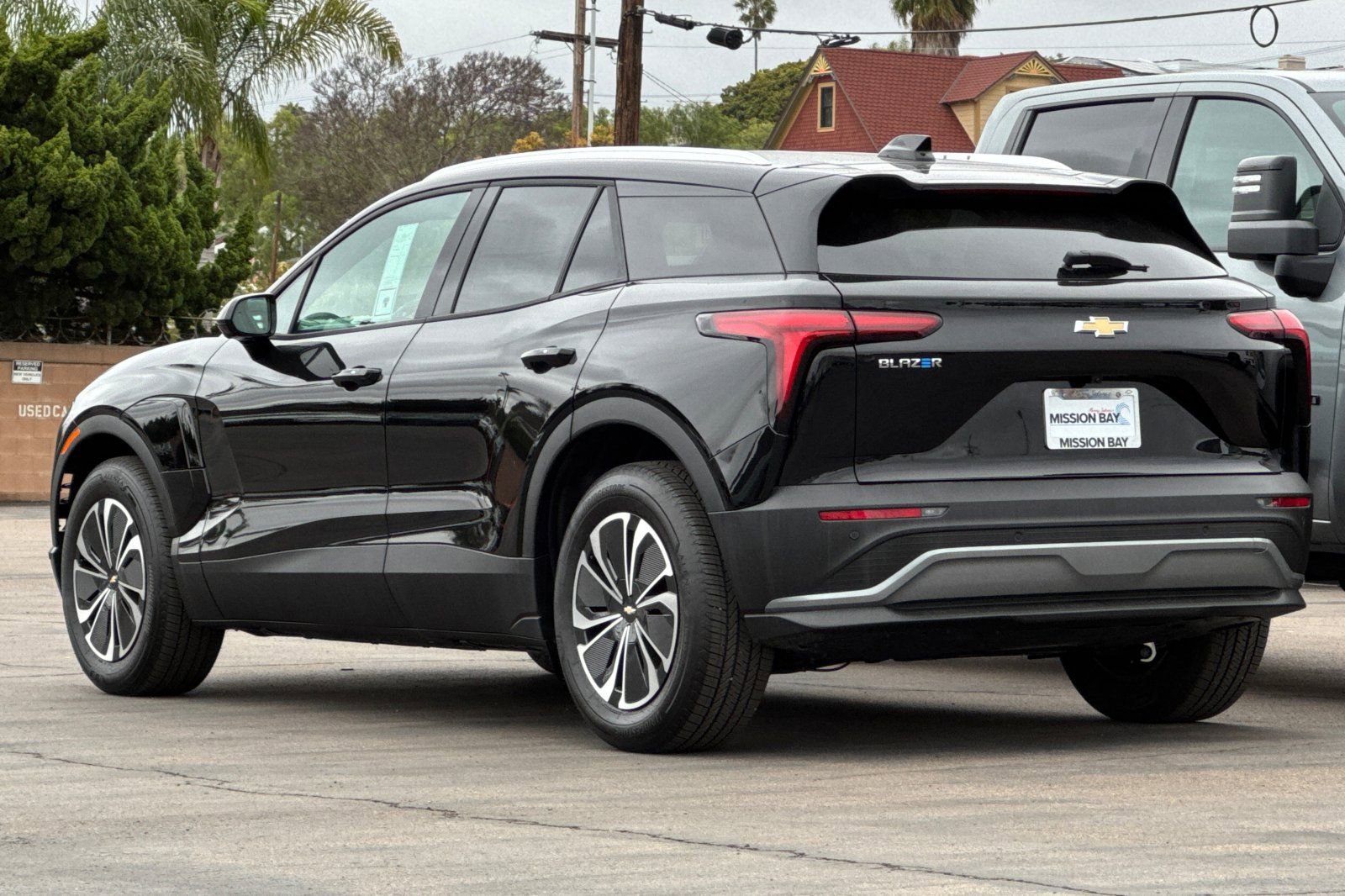 New 2025 Chevrolet Blazer EV LT image 6