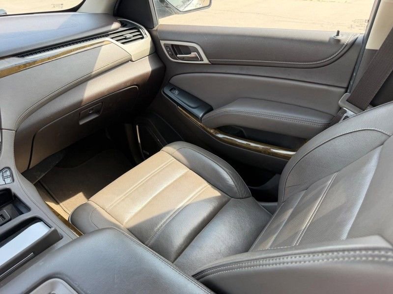 Used 2017 GMC Yukon Denali w/ Open Road Package image 19