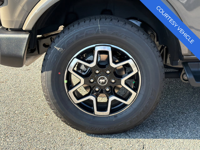New 2026 Ford Bronco Outer Banks AWD/4WD image 17