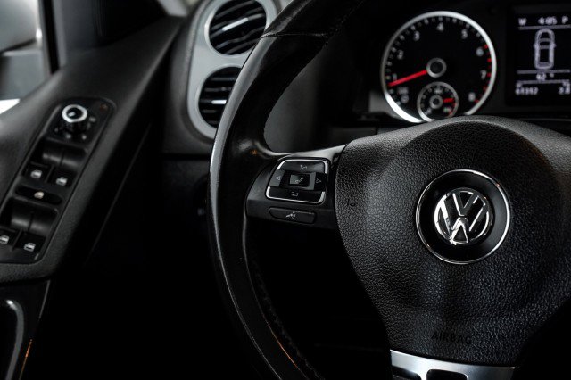 Used 2013 Volkswagen Tiguan SE AWD/4WD image 14