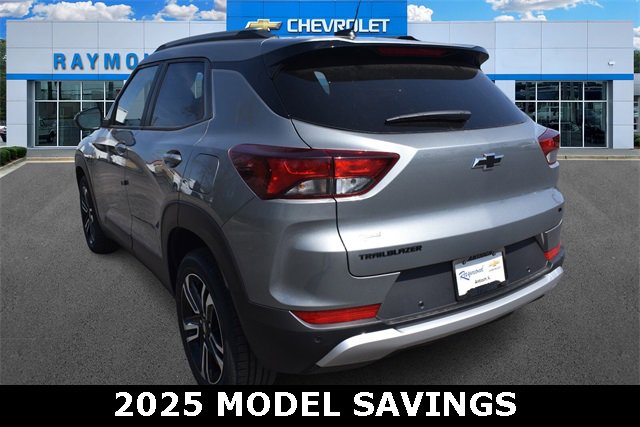 New 2025 Chevrolet TrailBlazer LT w/ Convenience Package image 5