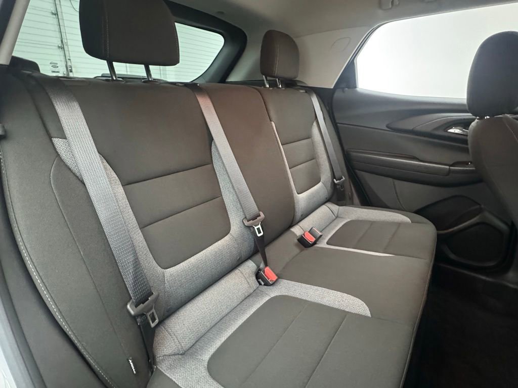 Used 2023 Chevrolet TrailBlazer LT w/ Convenience Package FWD image 33