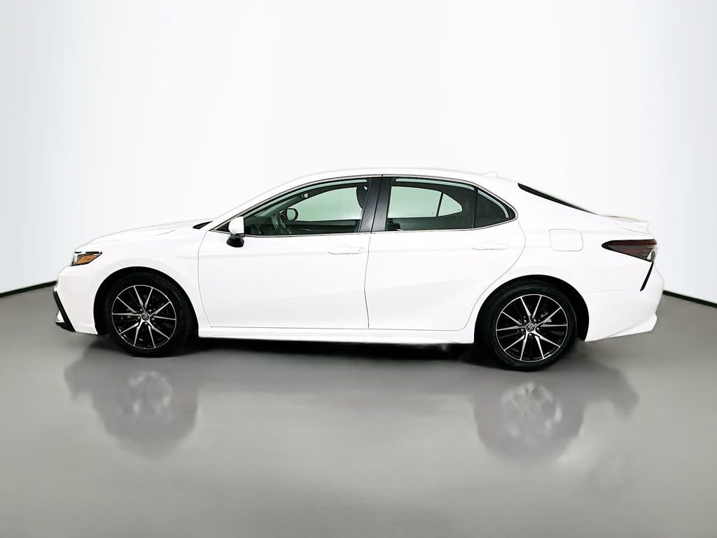 Certified 2024 Toyota Camry SE FWD image 8