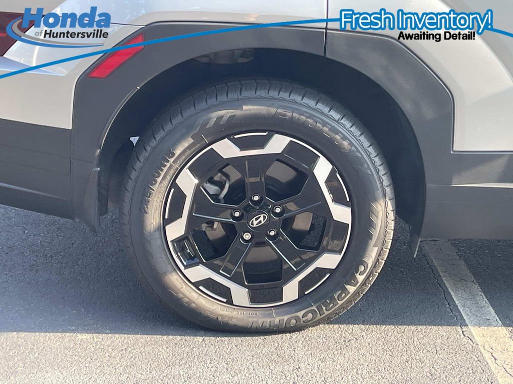 Used 2025 Hyundai Santa Fe SEL FWD image 10