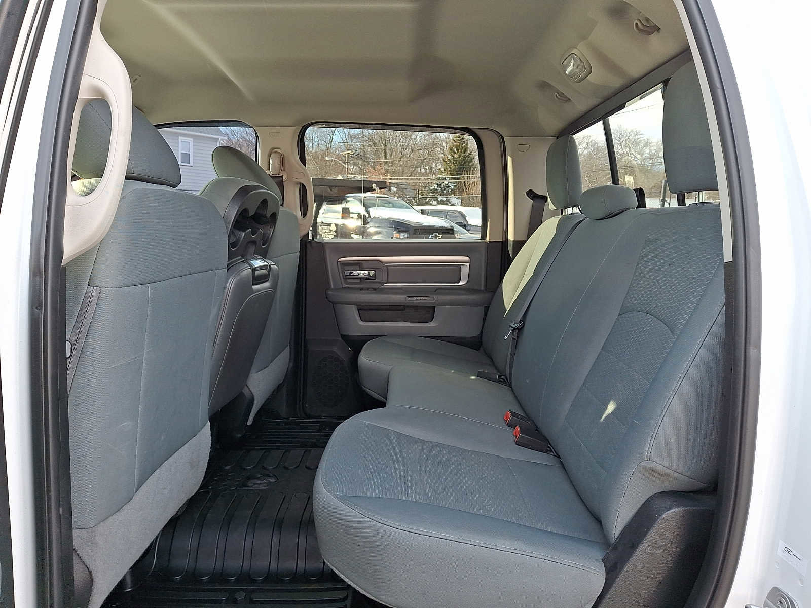 Used 2018 RAM 2500 SLT image 8