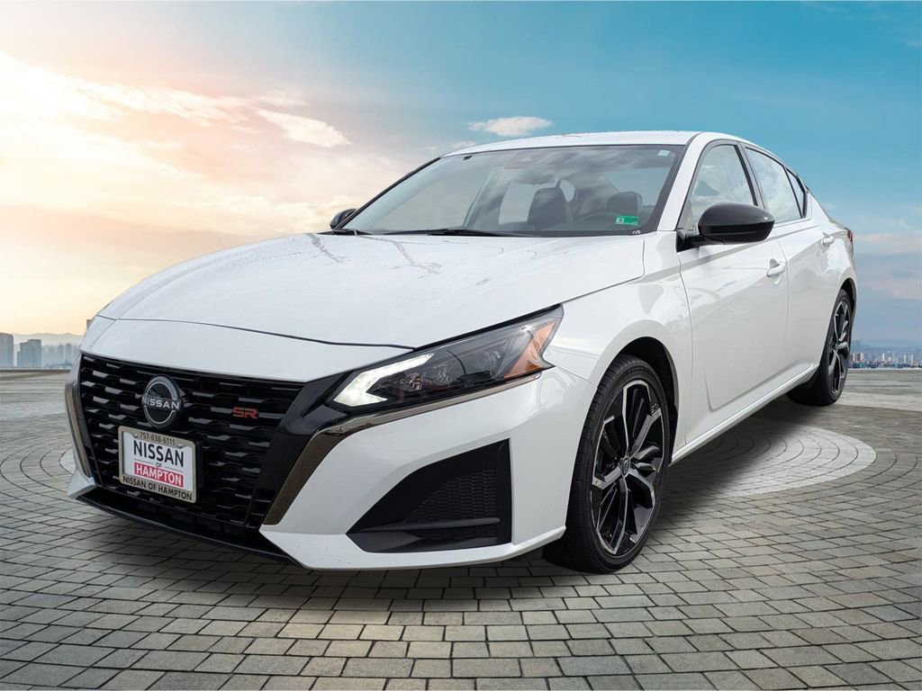 Certified 2023 Nissan Altima 2.5 SR image 9