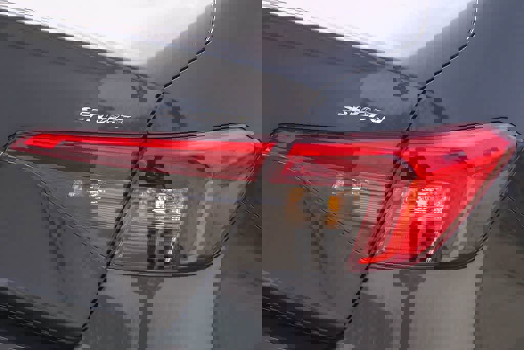 Used 2022 Honda Civic Sport image 10