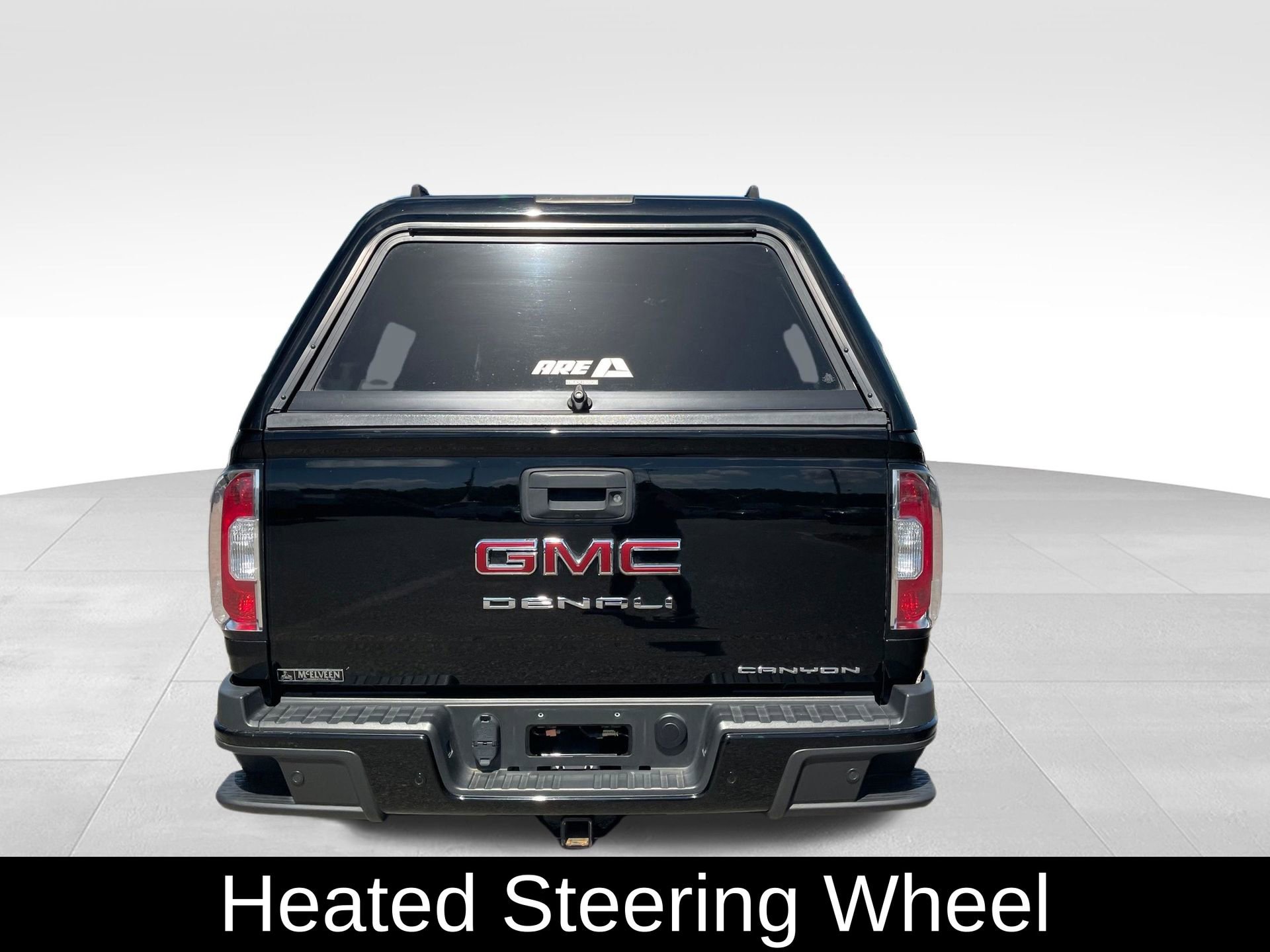 Used 2021 GMC Canyon Denali image 7