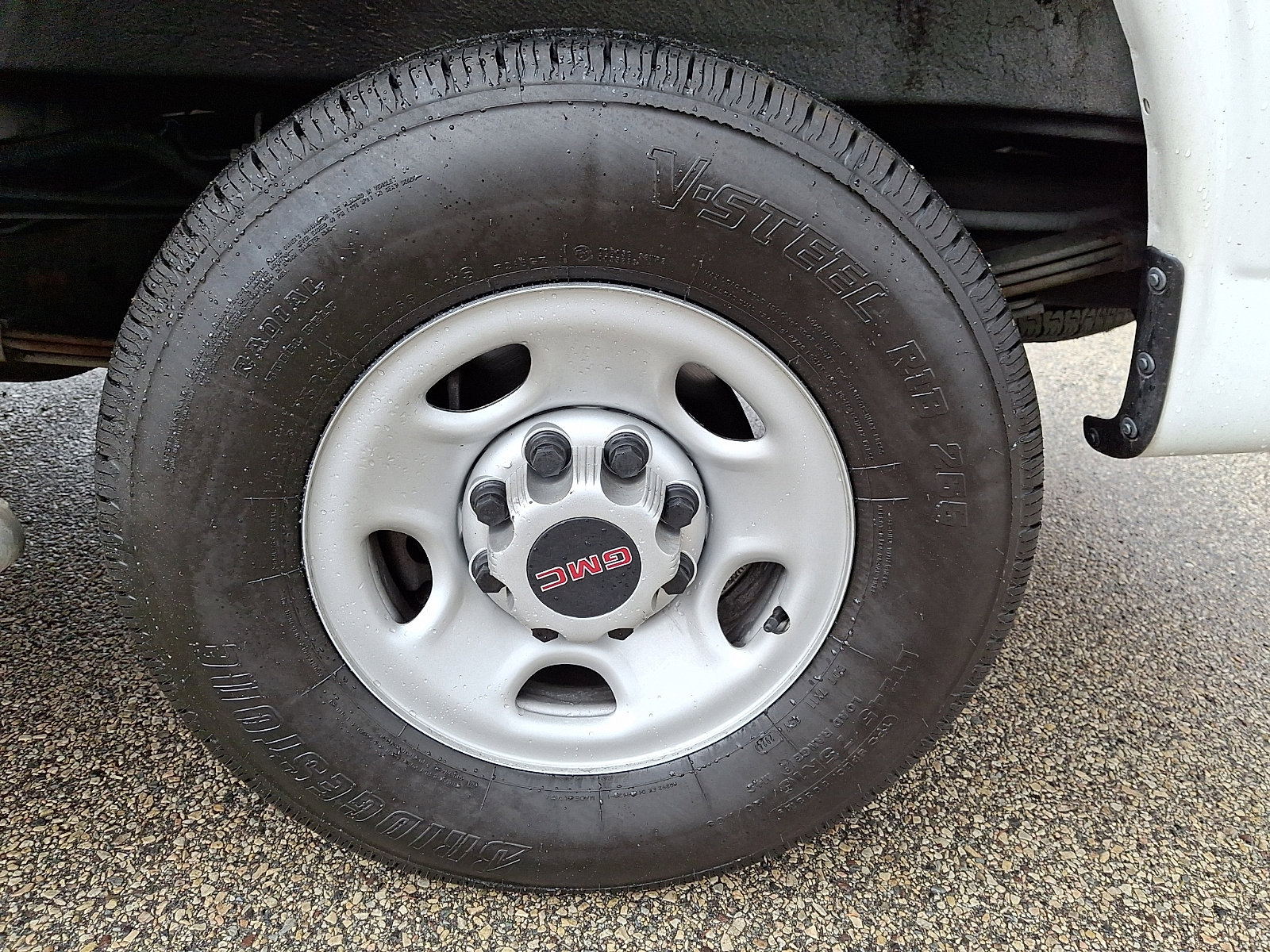 Used 2022 GMC Savana 2500 w/ Driver Convenience Package image 11