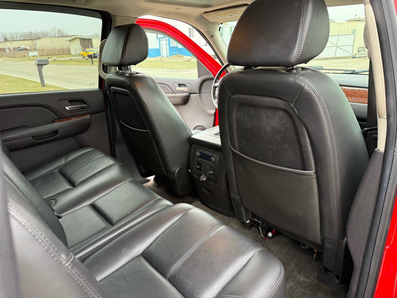 Used 2008 Chevrolet Avalanche LTZ w/ LTZ Preferred Equipment Group image 27