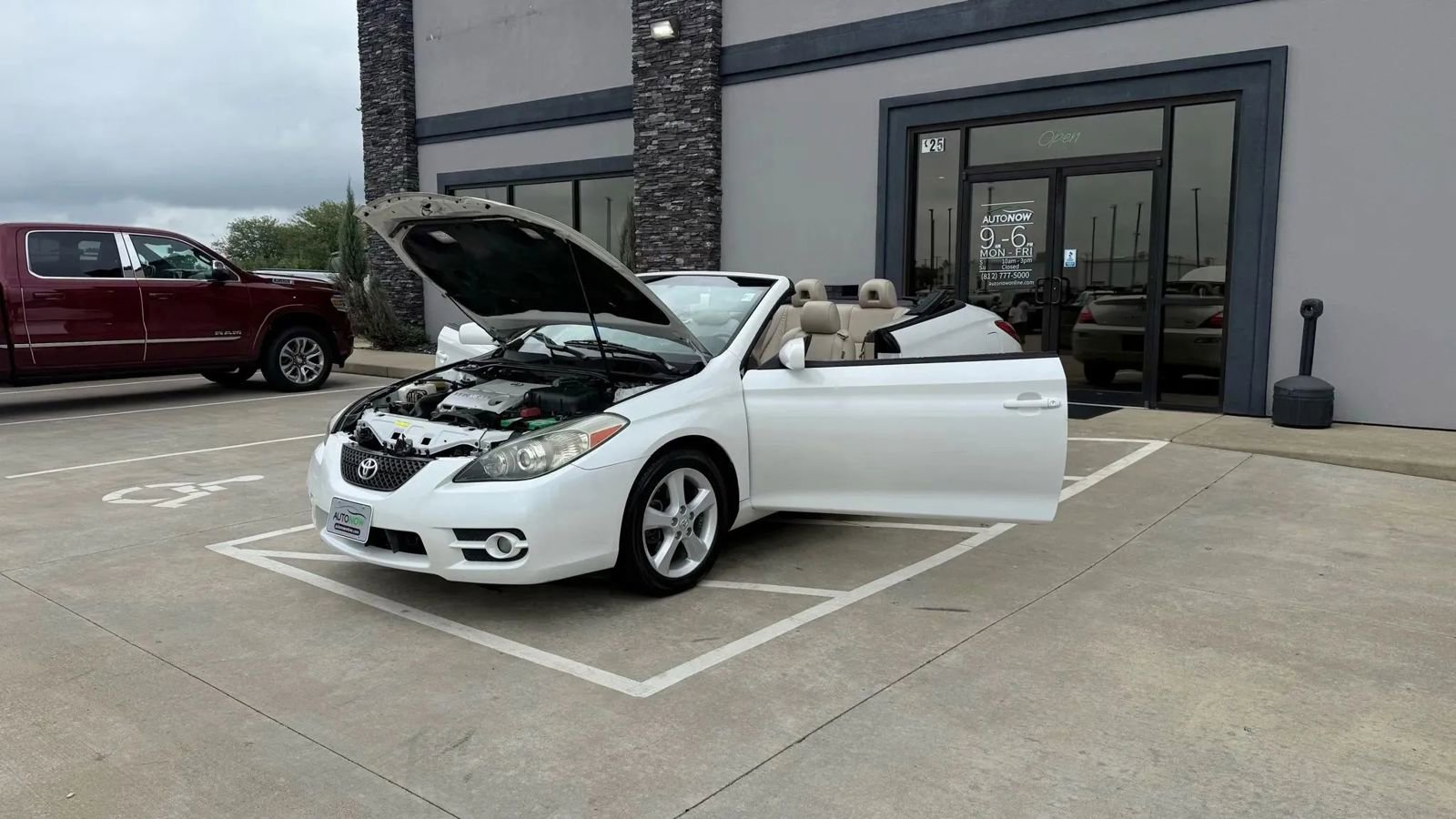 Used 2007 Toyota Solara SLE image 23