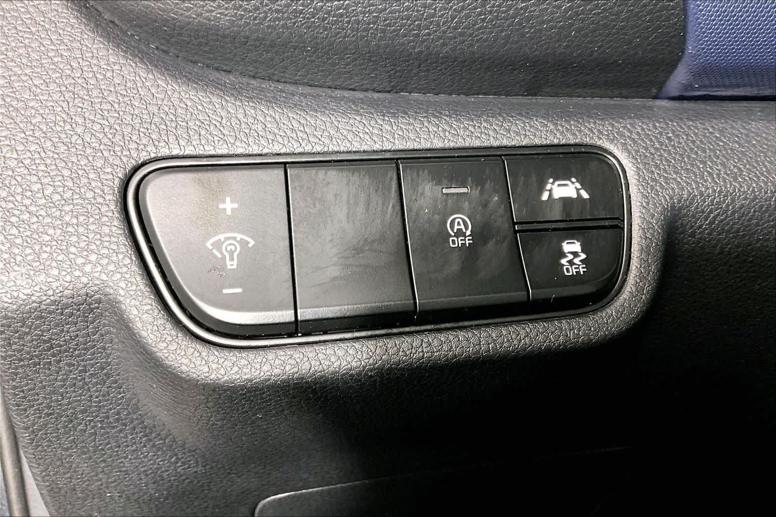 Used 2022 Kia Seltos Nightfall Edition AWD/4WD image 30