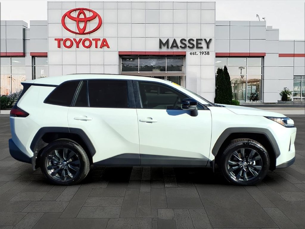 Used 2026 Toyota RAV4 XLE Premium w/ Panoramic Sun Roof Package FWD image 2