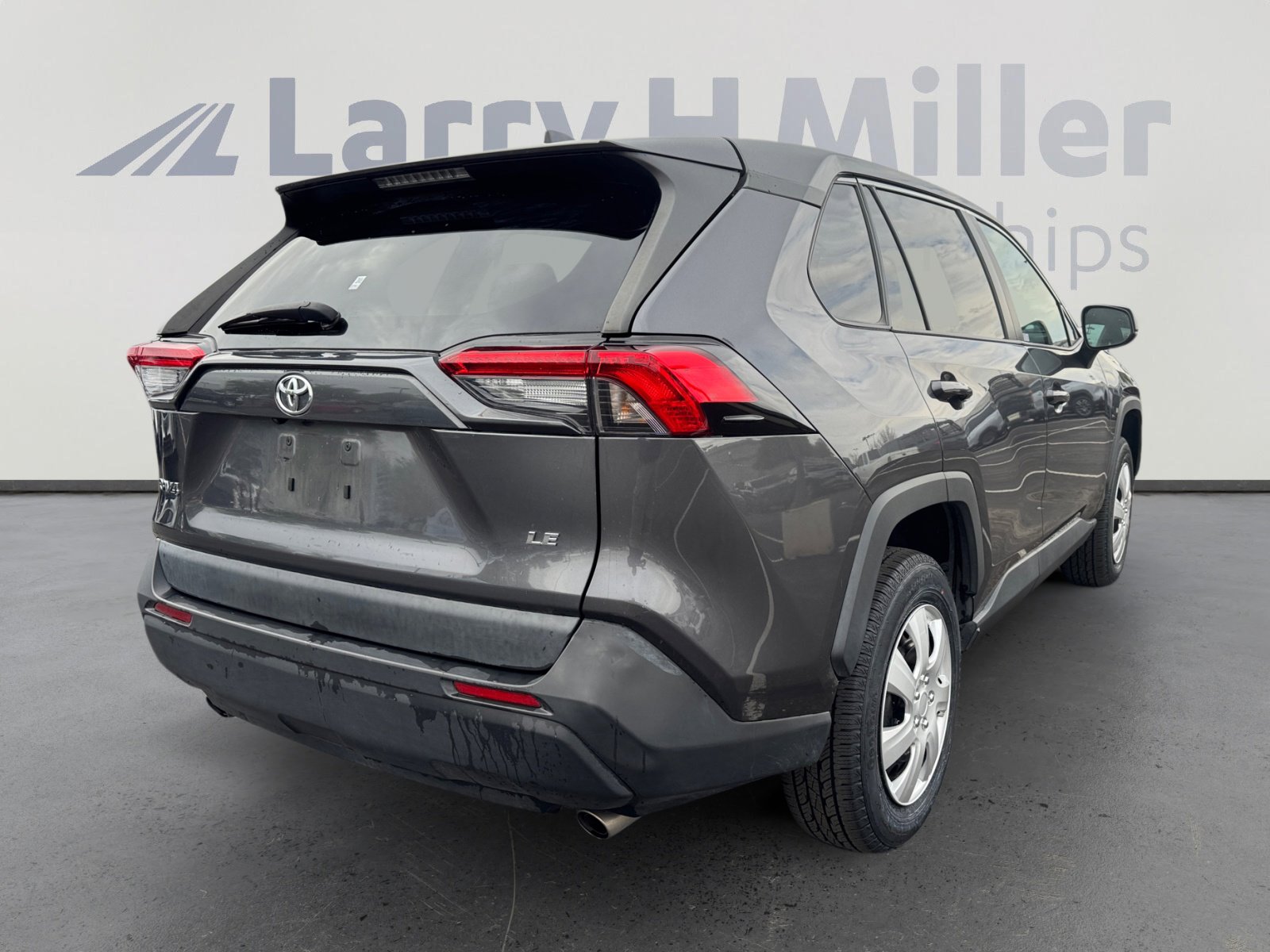 Certified 2023 Toyota RAV4 LE image 5