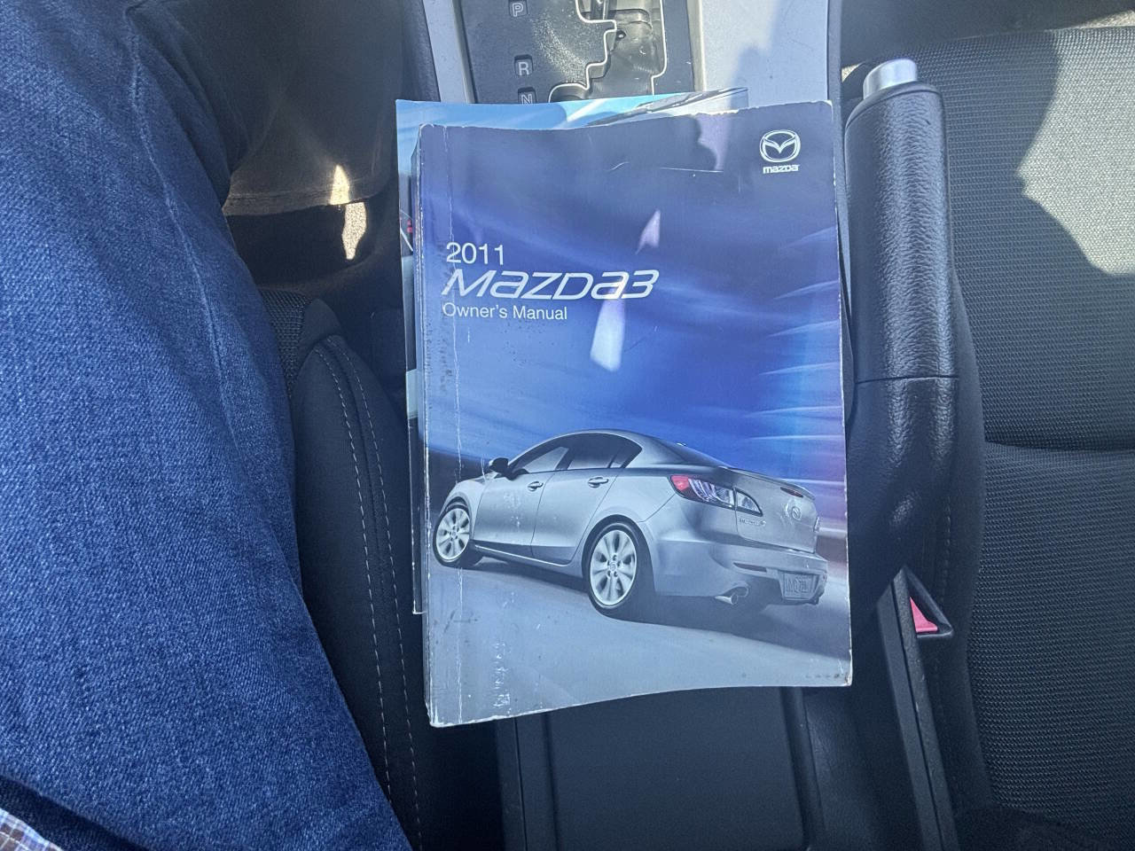 Used 2011 MAZDA MAZDA3 s Sport w/ Tech Pkg image 23