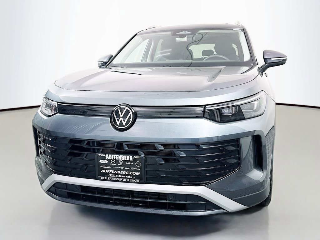 New 2026 Volkswagen Tiguan SE image 3