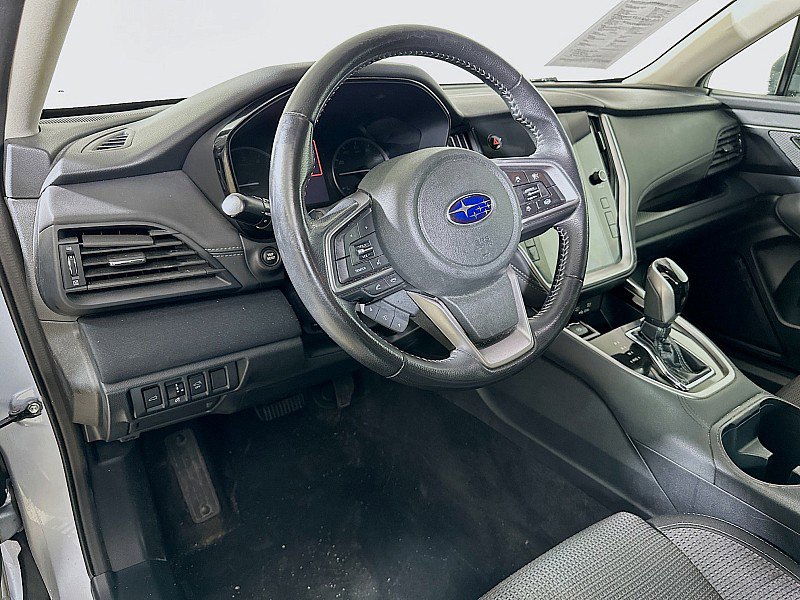 Used 2022 Subaru Outback Premium image 9