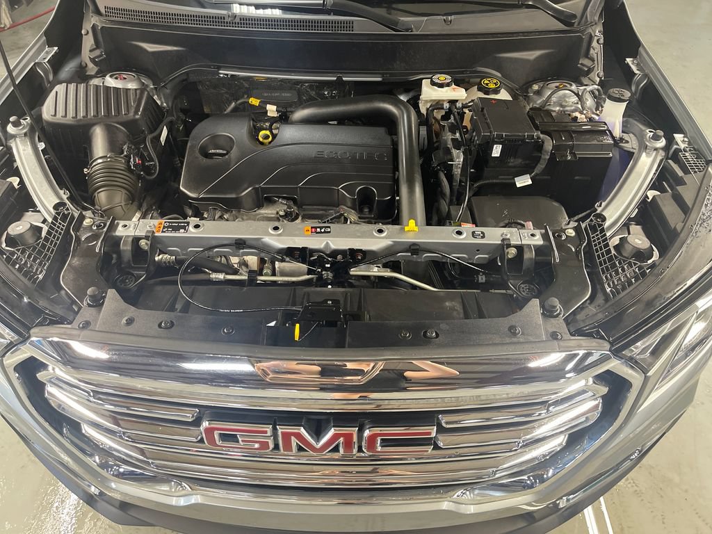 Used 2023 GMC Terrain SLT w/ LPO, Floor Liner Package AWD/4WD image 10