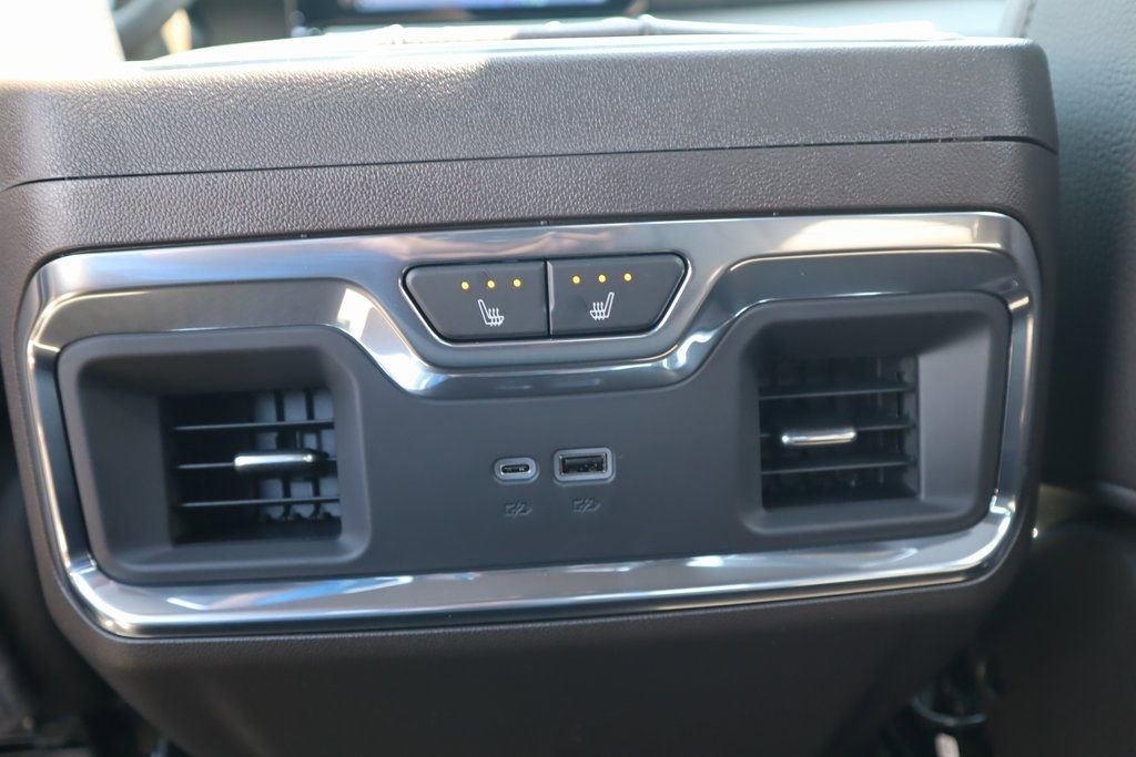 New 2026 GMC Sierra 1500 Denali AWD/4WD image 17