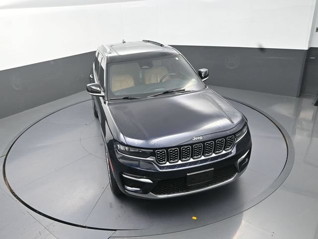 Used 2022 Jeep Grand Cherokee Summit w/ Luxury Tech Group V AWD/4WD image 41
