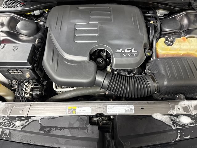 Used 2014 Dodge Challenger SXT Plus RWD image 36