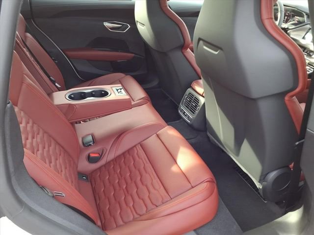 New 2026 Audi S e-tron GT Premium Plus image 6